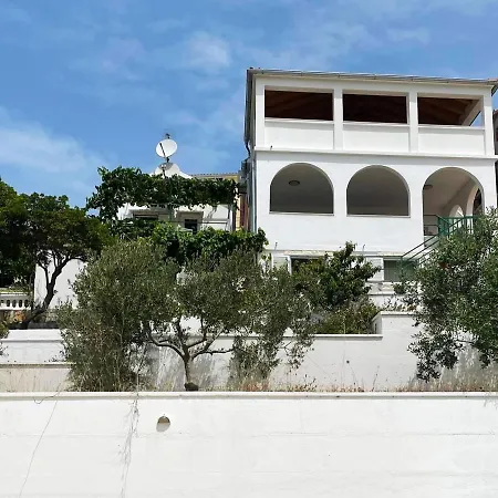 Karlo Apartmán Rukavac (Vis)
