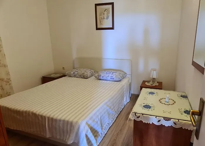 Apartment Karlo Rukavac (Vis)